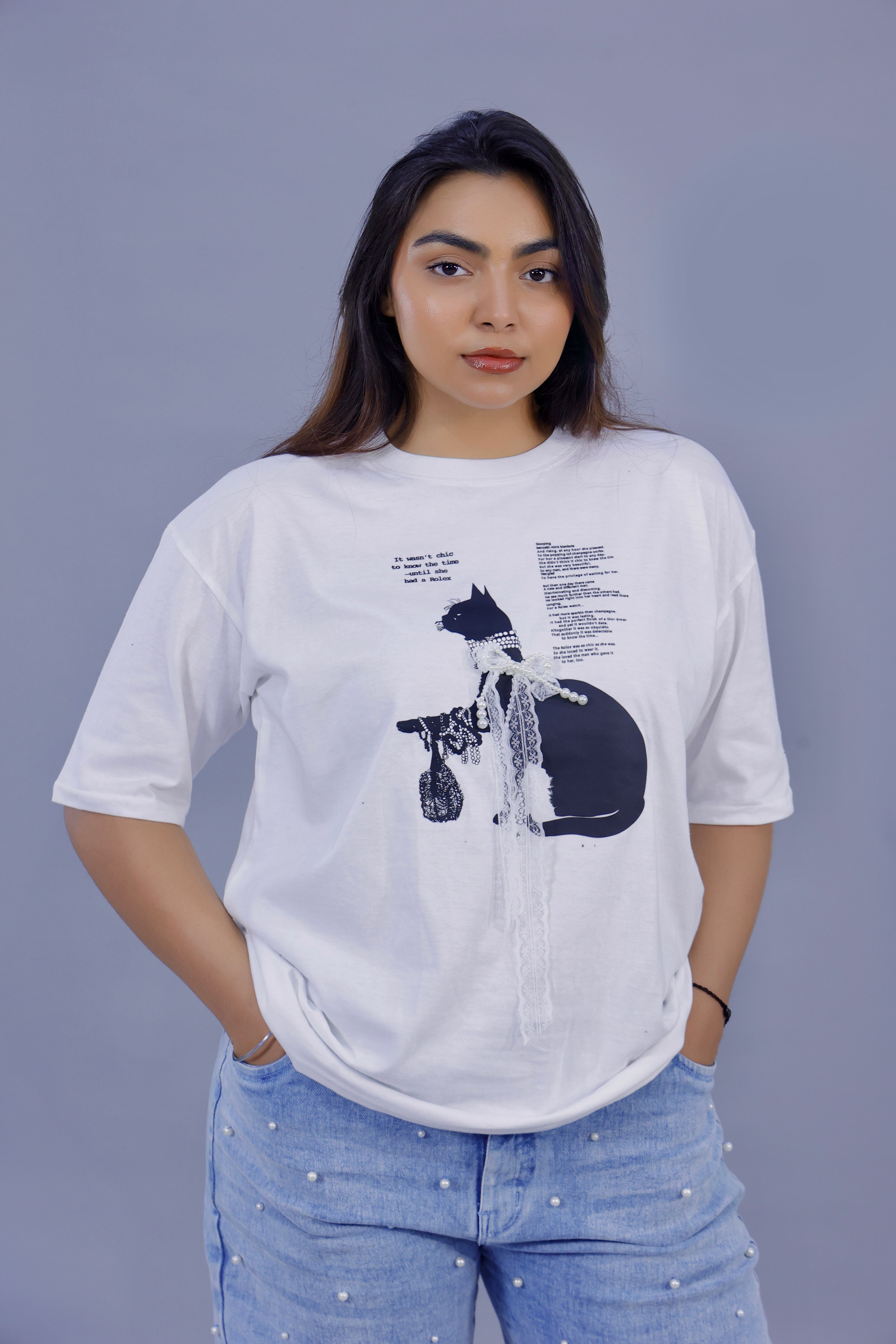 Elegant Cat Graphic T-Shirt
