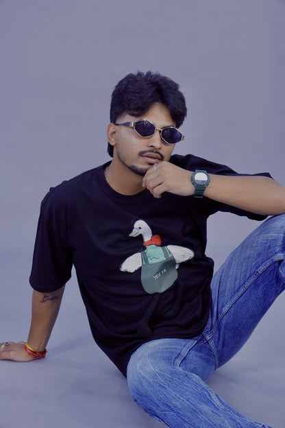 Stylish Goose Graphic T-Shirt