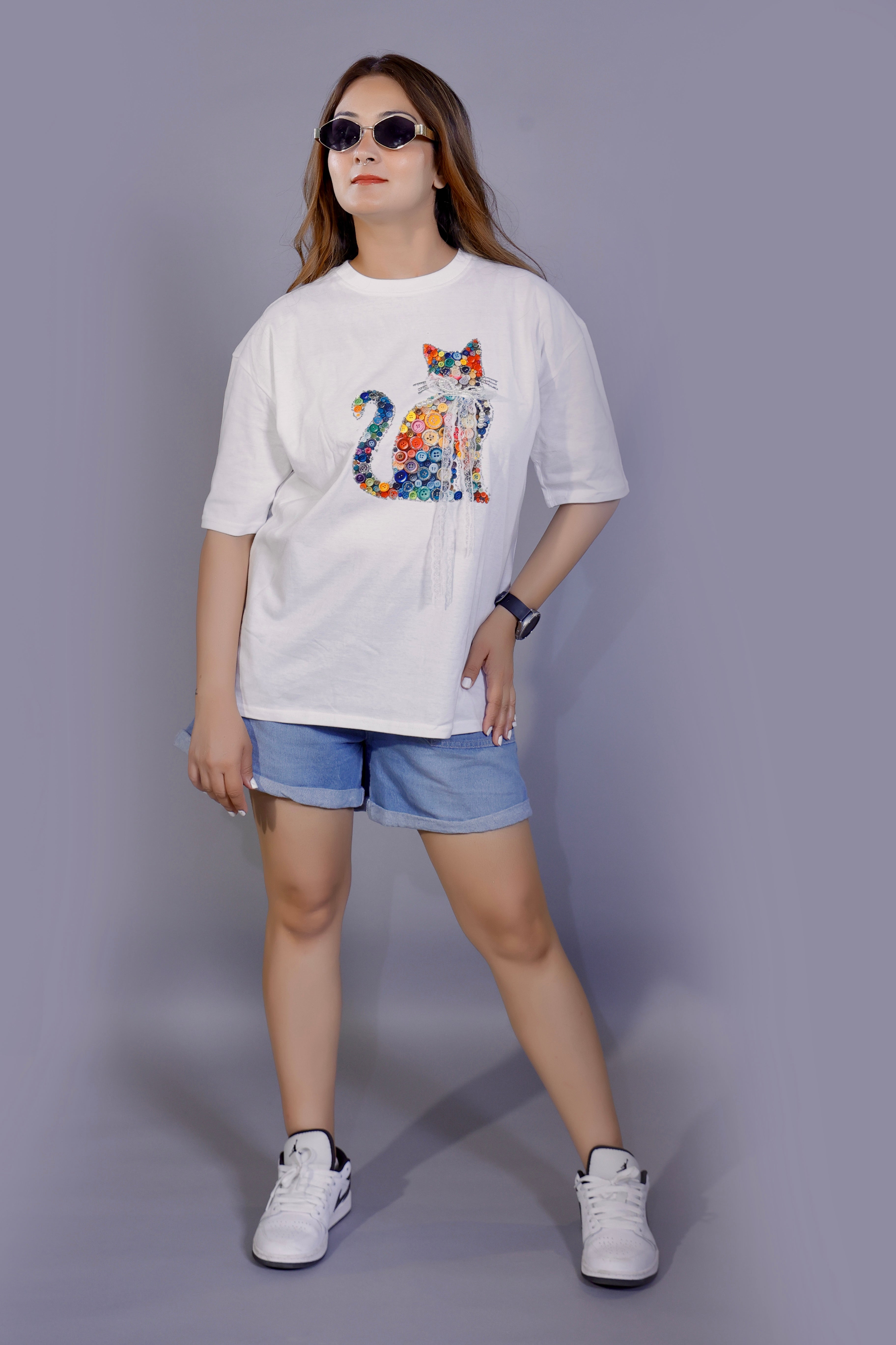 Rouge_studio_button art cat_3D_t-shirt