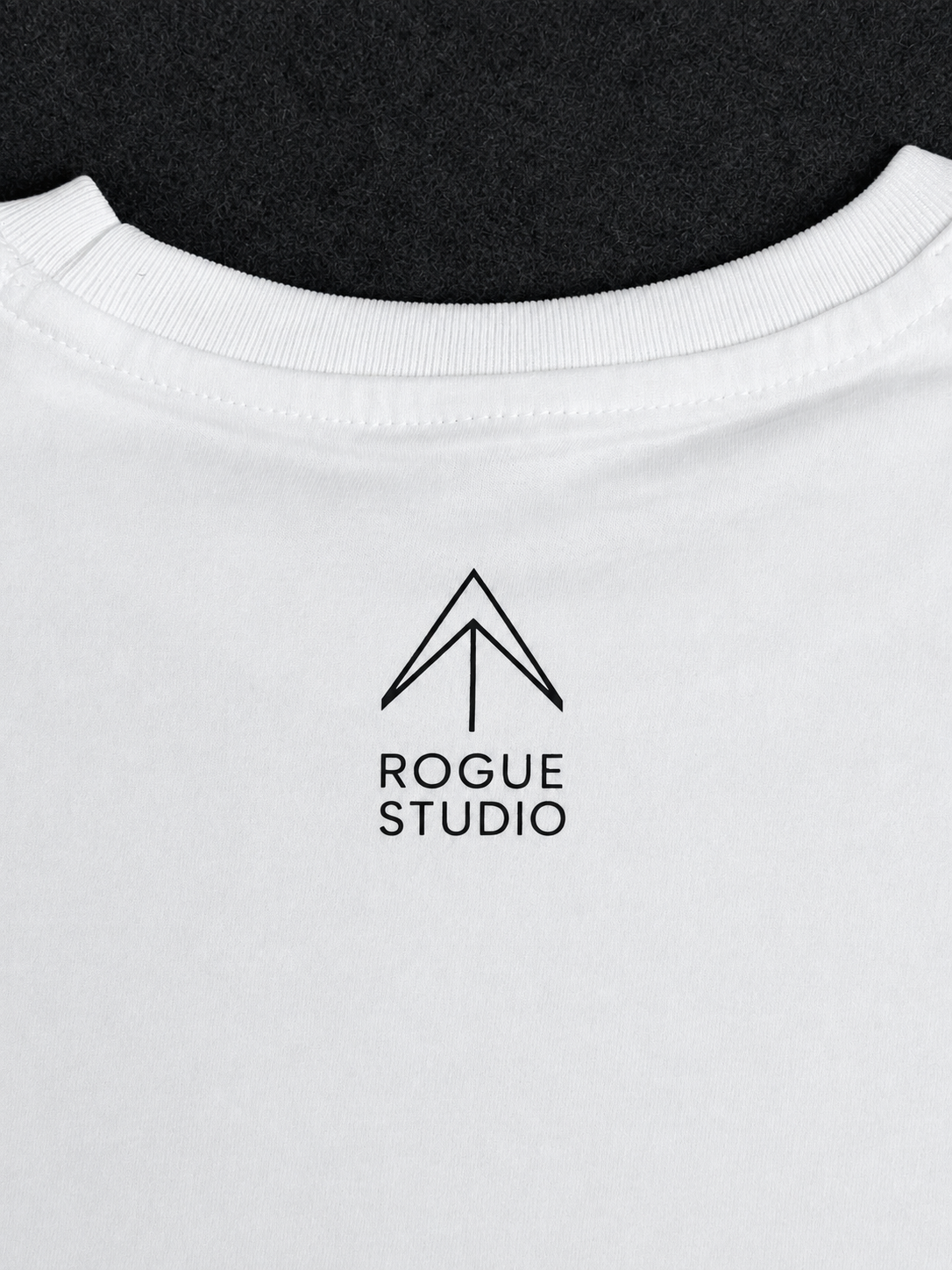 rouge_studio_vocruntel_3D_t-shirt